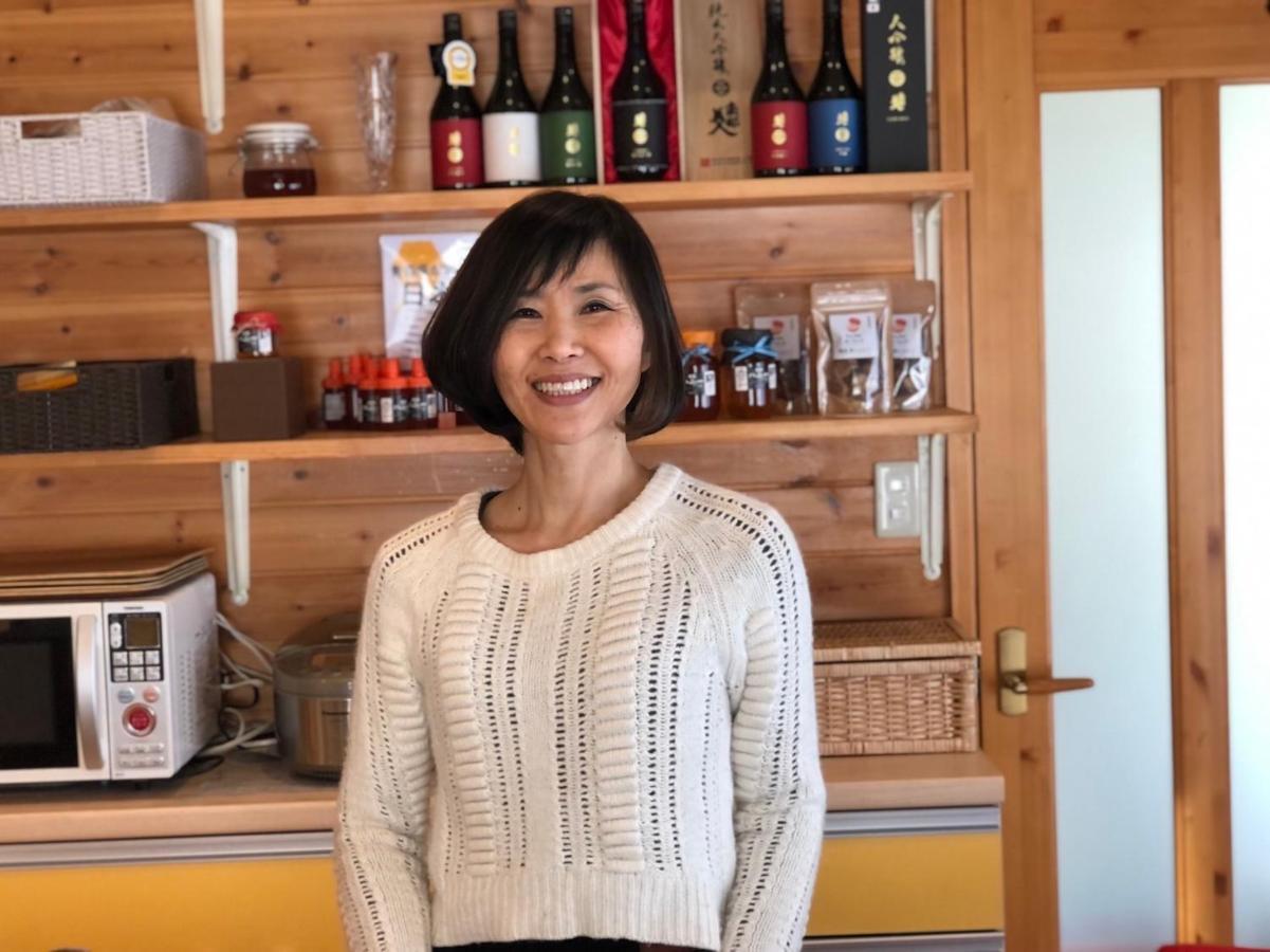 青森伝統芸能を楽しめる繭子の宿 Hachinohe Eksteriør billede
